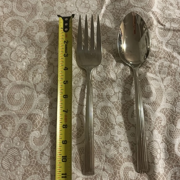 Lenox Serving Set - Picture 2 of 7